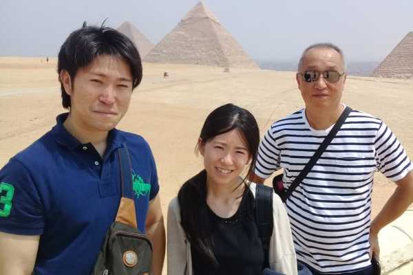 Half Day Tour Pyramids of Giza and Sphinx small group