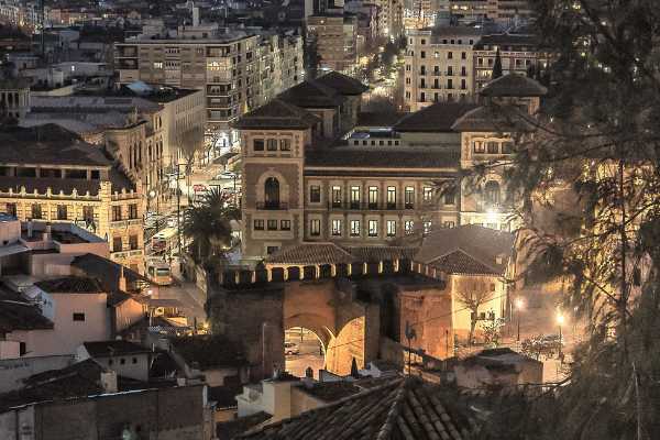 Tour Granada Inexplicable