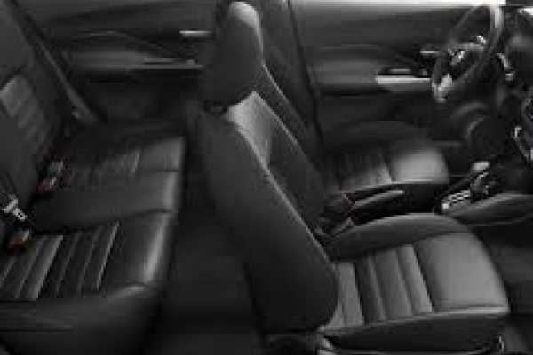 Nissan Kicks Avis Car Rental