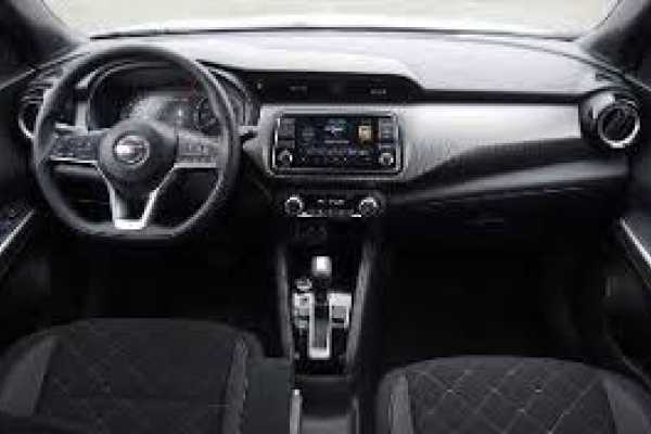 Nissan Kicks Avis Car Rental