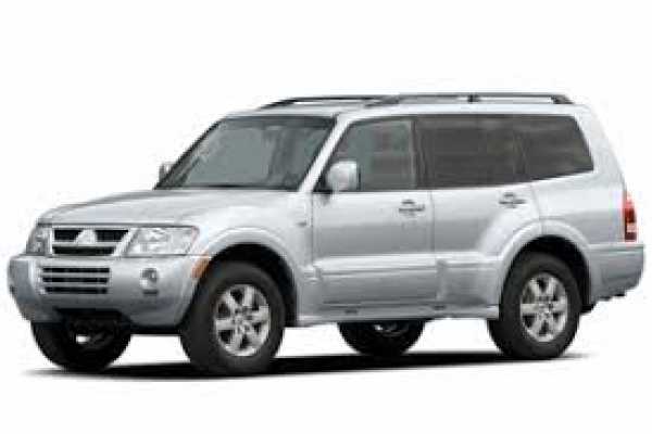 Mitsubishi Montero Avis SUV Rental