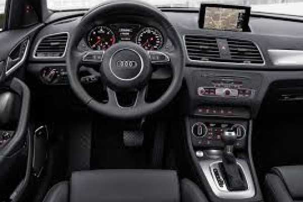 Audi Q3 Avis Car Rental