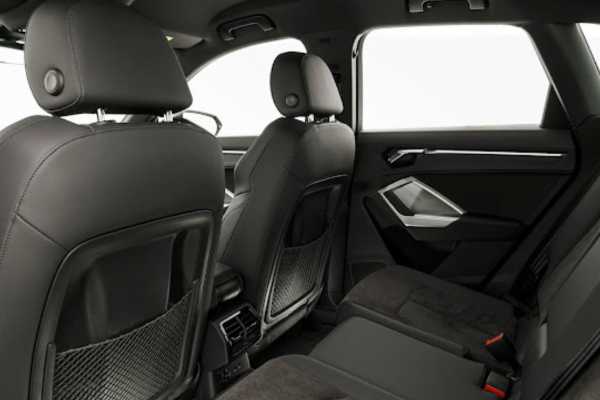 Audi Q3 Avis Car Rental