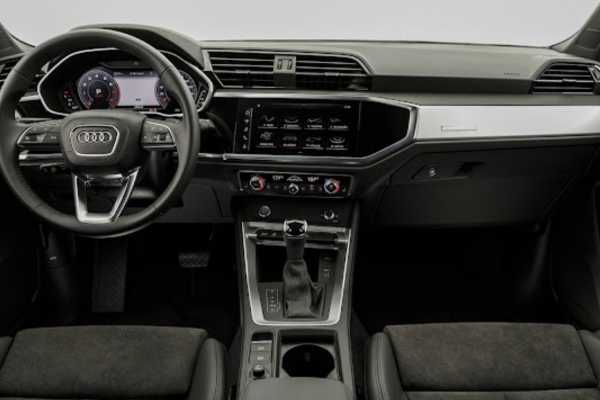 Audi Q3 Avis Car Rental