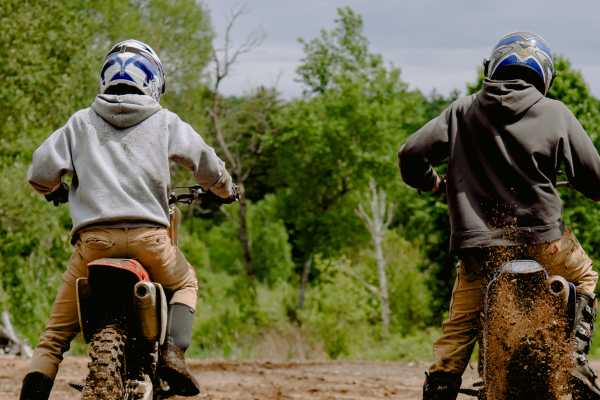 Single Track Dirt Bike Mountain Tour