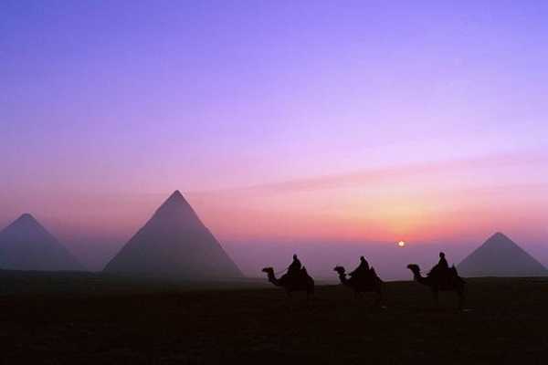 From Soma Bay to Cairo one day tour by bus