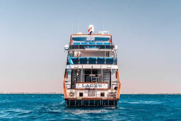 Overnight  diving trip to Satayah reef from Marsa Alam