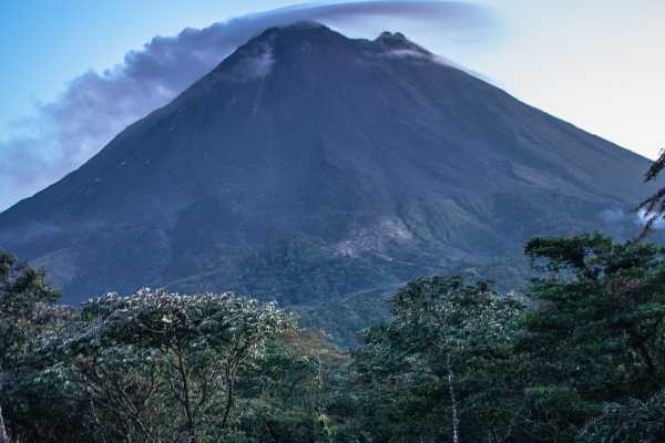 Arenal Wildlife and Hot Springs Combo