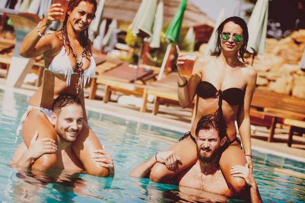 Beach and Pool Crawl Party Bus Tour