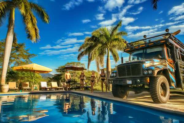 Beach and Pool Crawl Party Bus Tour