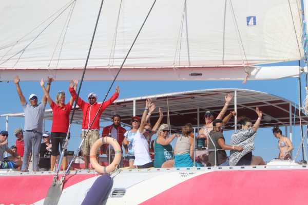 Half-Day Catamaran Sailing Trip from Hurghada