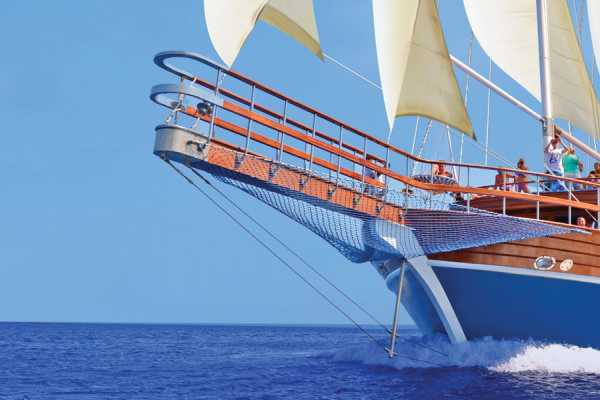 Pirates Premier Sailing Boat Trip In Hurghada