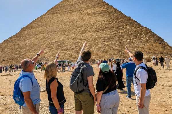 All-Inclusive VIP Private Giza Pyramids, Sphinx & Camel Ride Experience with Lunch