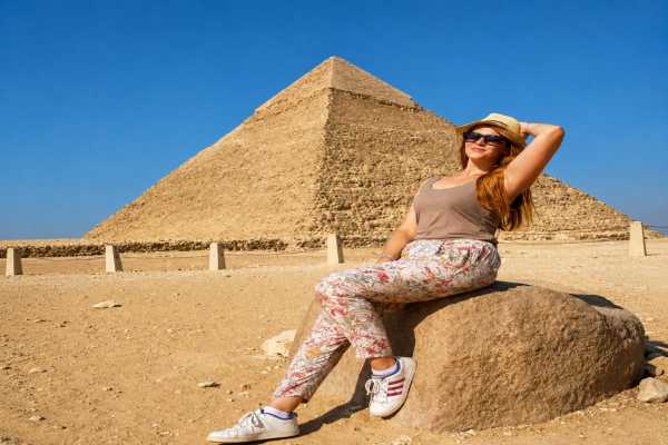 Pyramid Highlights: private Day Tour to Giza Sakkara and Dahshur from Cairo
