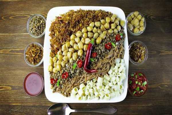 Cairo Food Day Tour with Egyptian family  with Khan El khalil Market