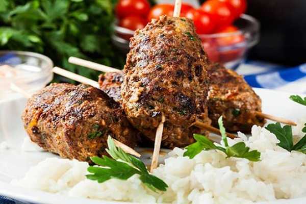 Cairo Food Day Tour with Egyptian family  with Khan El khalil Market