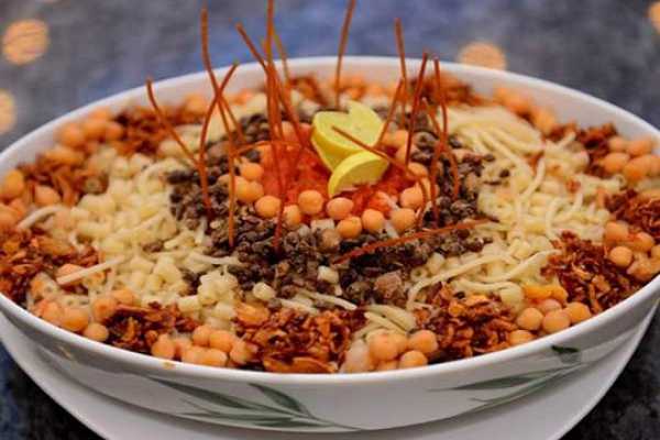 Cairo Food Day Tour with Egyptian family  with Khan El khalil Market