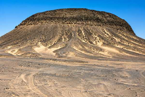 Private Day Trip To Bahariya Oasis with Black Sahara from Cairo
