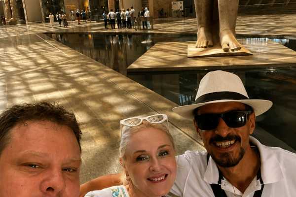 Full-day Giza Pyramids, Egyptian Museum with Pyramids view Lunch