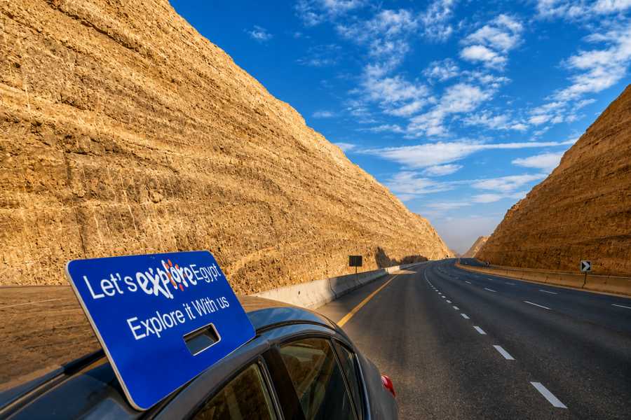 Let`s Explore Egypt Private Guided Day Tour to the Monastery of Saint Anthony and the Monastery of Saint Paul from Cairo