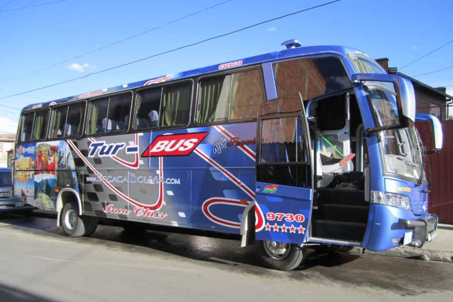 buhostours Bus Copacabana - La Paz