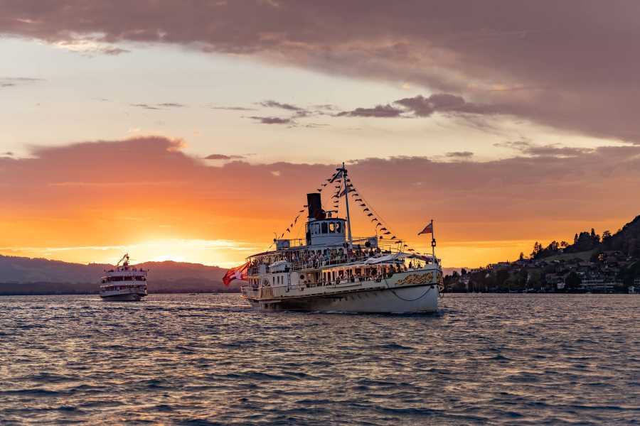 BLS Schifffahrt AG Flottenparade Thunersee - ohne Essen