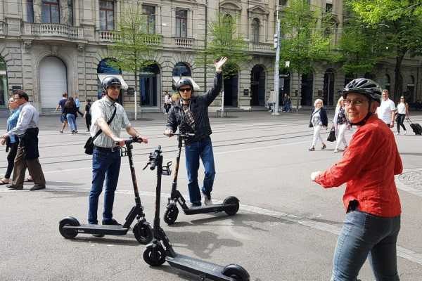 E-Scooter Tour "Best of Zurich"