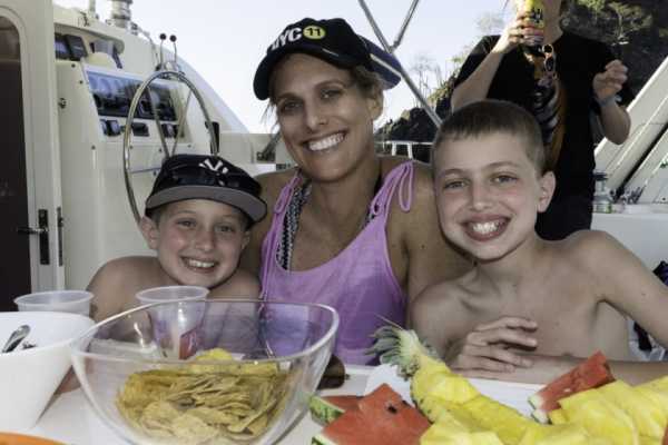 Manta Ray Private Catamaran Charter