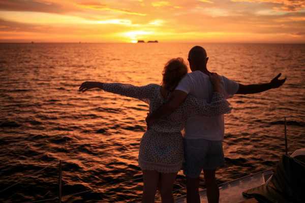 Manta Ray Private Catamaran Charter