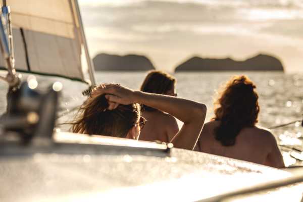 Manta Ray Private Catamaran Charter