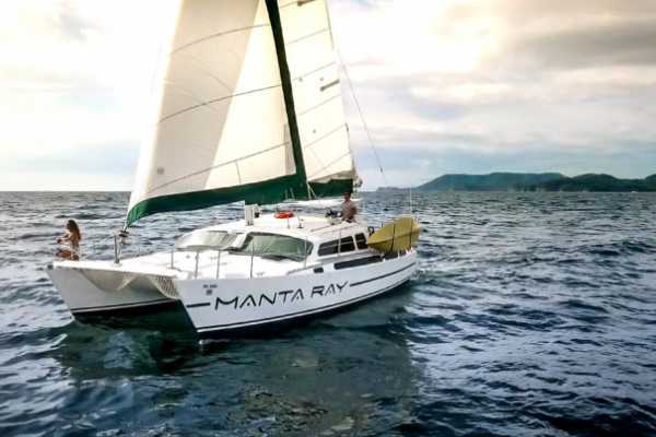 Manta Ray Private Catamaran Charter
