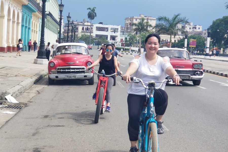 Cubyke Travel Havana Mafia Tour - Half Day - PRIVATE