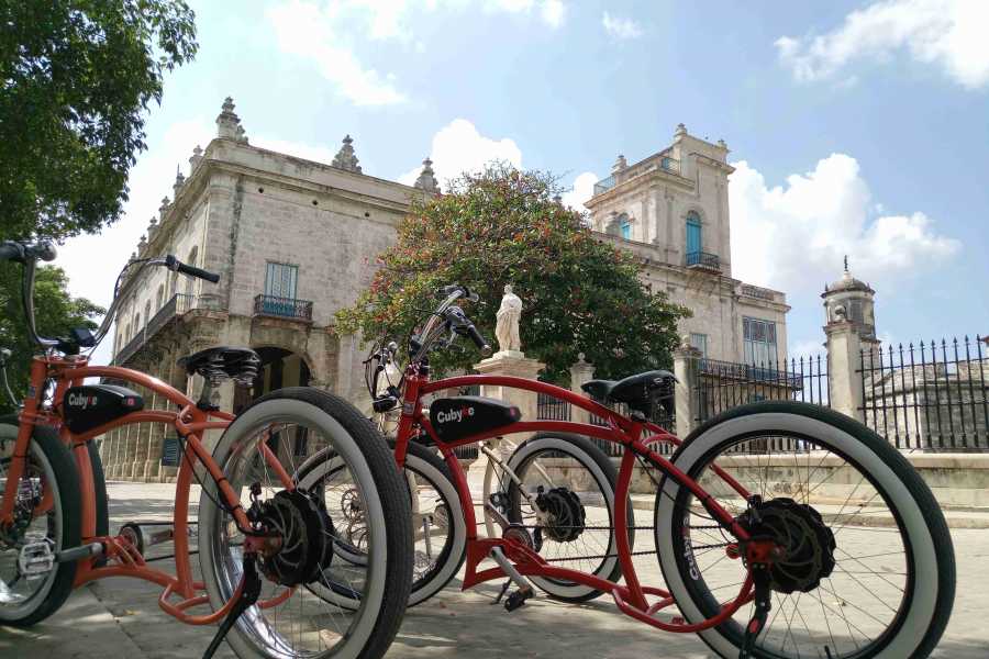 Cubyke Travel Tour de C&oacute;cteles Gourmet por La Habana - Medio D&iacute;a - PRIVADO