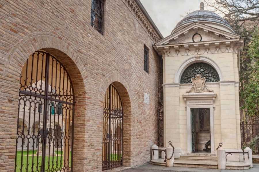 Ravenna Incoming SILENT PLAY FÜR DANTE - IMMERSIVE GEFÜHRTES TOUR