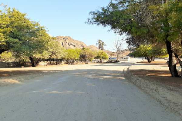 Walvis Bay Shore Excursion ( Treasures of the Namib Tour)