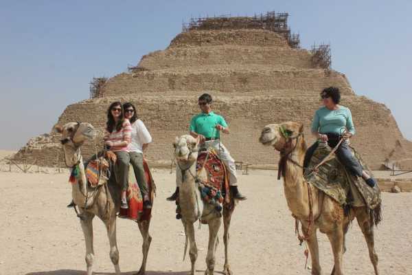 Day Tour To Giza Pyramids Memphis Sakkara From Cairo