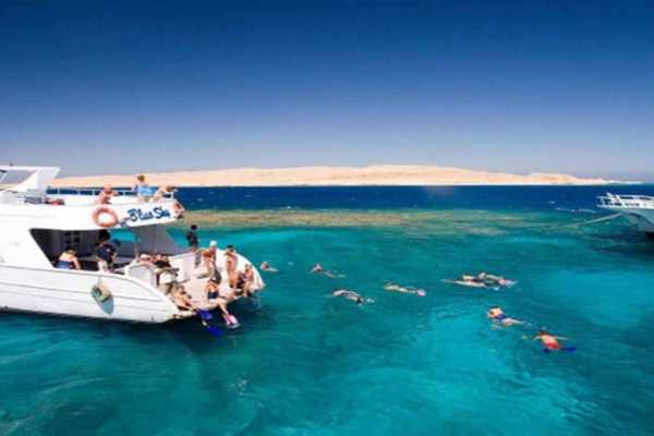 Tiran Island Snorkeling Boat Excursion From Sharm el Sheikh