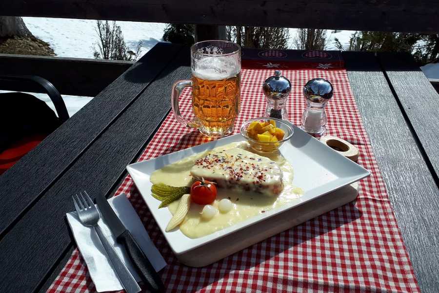 Outdoor Switzerland AG Snowshoe Tour: Wetterhorn Grindelwald