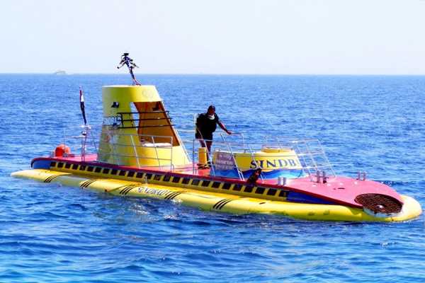 semi submarine El Gouna Egypt red sea Excursions