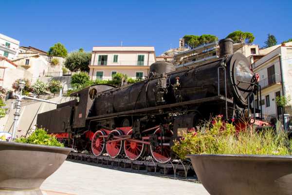 Visita privata della citt&agrave; greca di Bova a Reggio Calabria