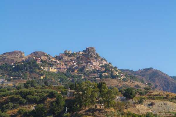 Visita privata della citt&agrave; greca di Bova a Reggio Calabria