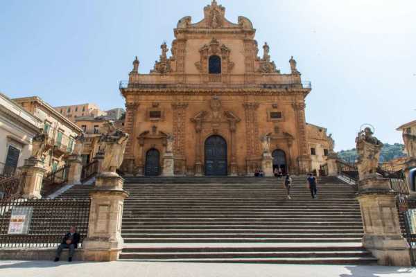Tour di Noto e il cioccolato di Modica da Siracusa con autista privato