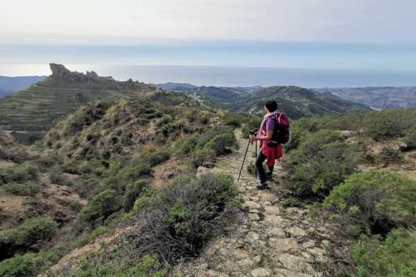 Trekking privato sull'Aspromonte, da Bova alla Vallata dell'Amendolea