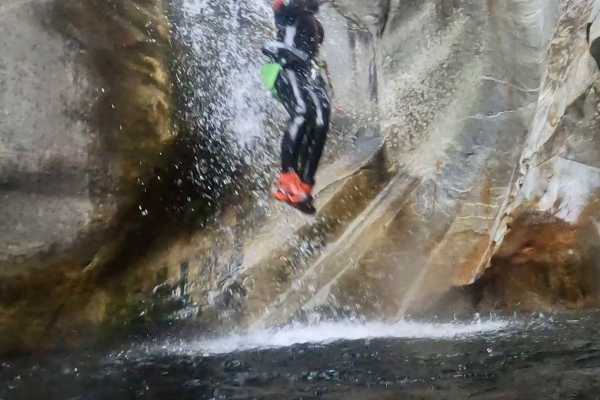 Boggera - Half-day beginner canyoning
