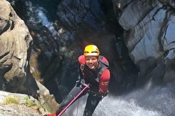 Iragna Plus - Half-day intermediate canyoning