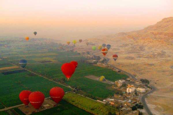 Luxor Hot Air Balloon from Luxor