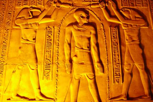 Aswan Airport Transfers To Luxor Hotels