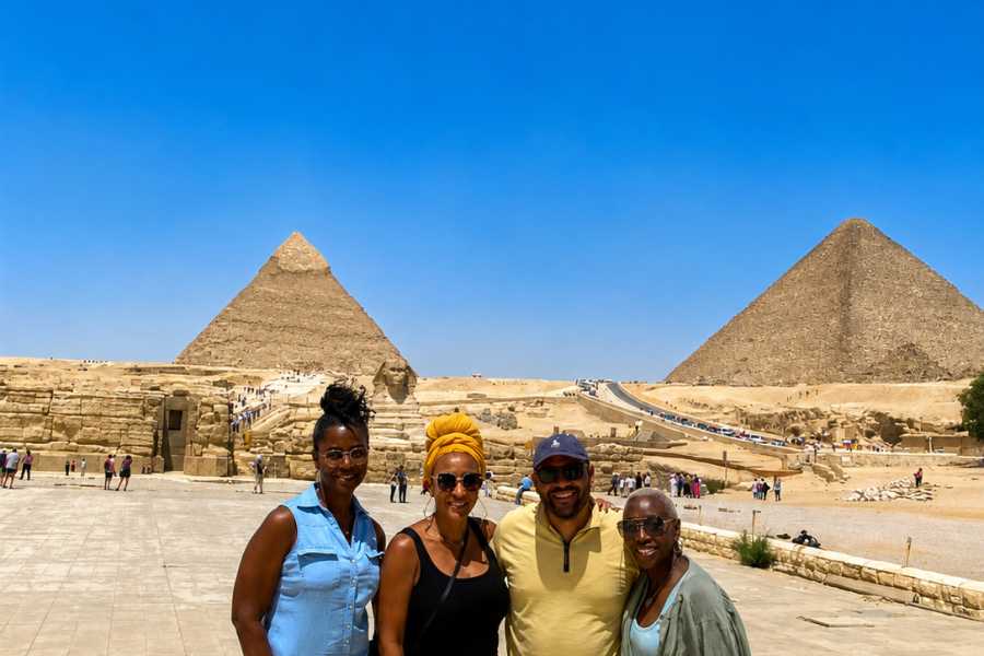 Let`s Explore Egypt 10 Days Egypt Senior Tour &ndash; Cairo, Nile Cruise & Hurghada