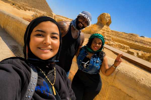 10 HOUR LAYOVER IN CAIRO