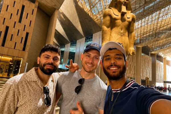 10 HOUR LAYOVER IN CAIRO